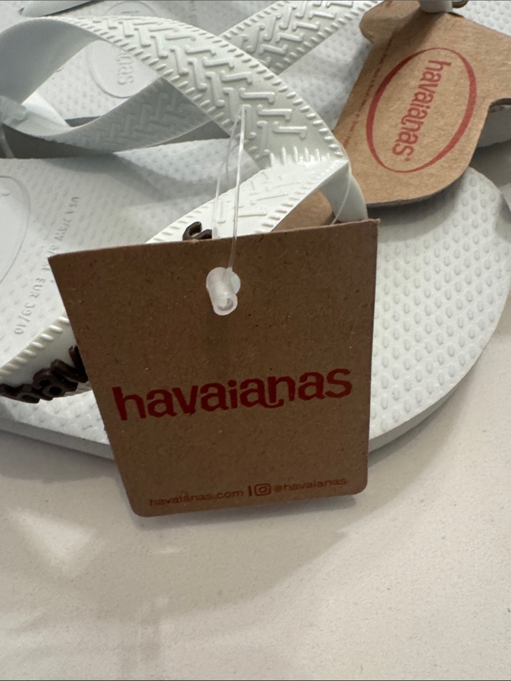 Havaianas Women's White Slim Flip Flop Sandals with Logo Strap - Size 7/8 - Picture 2 of 4